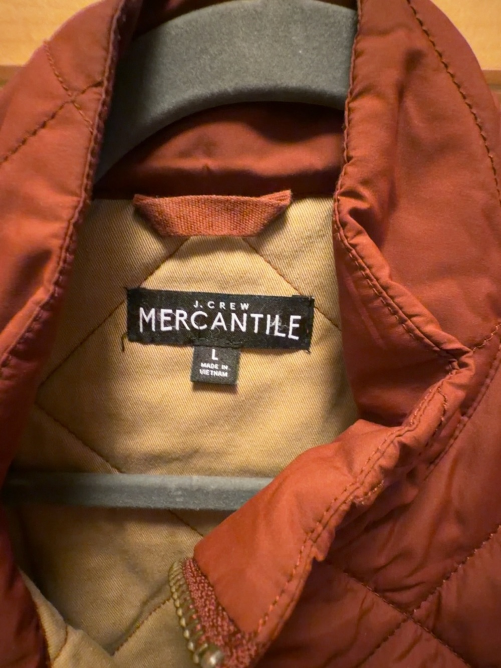 J.Crew Walker Men’s Quilted Vest - Rust Red - Picture 3 of 3